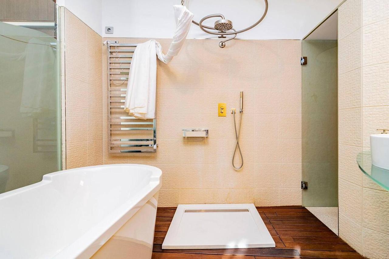Luxury Apartment In La Latina By Batuecas Madrid Buitenkant foto